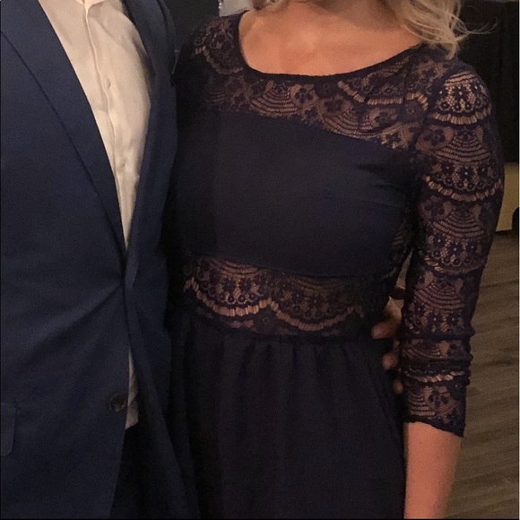 DIVIDED | Navy Dress with Lace Back and Sleeves - Picture 5 of 6